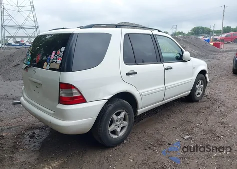 2001 Mercedes-Benz Ml 320 z USA, uszkodzony, nr VIN 4JGAB54E71A249100